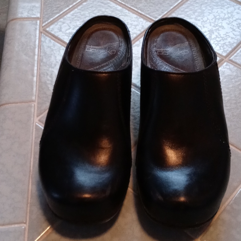 Dansko slip on clogs